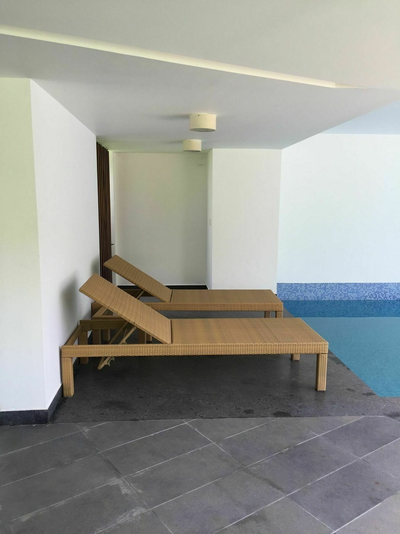 Hotel Calem Grove à Candolim Extérieur photo