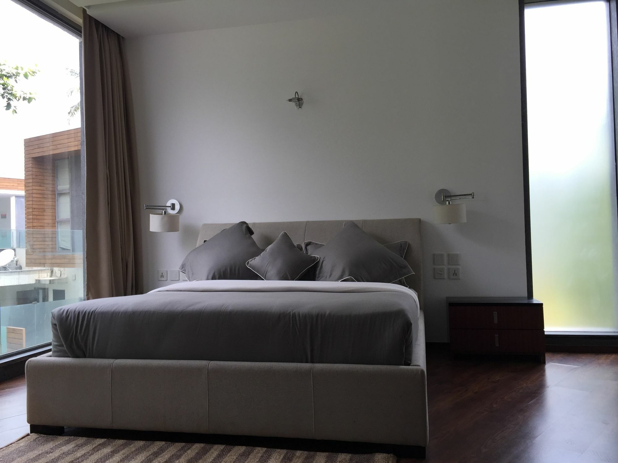 Hotel Calem Grove à Candolim Extérieur photo